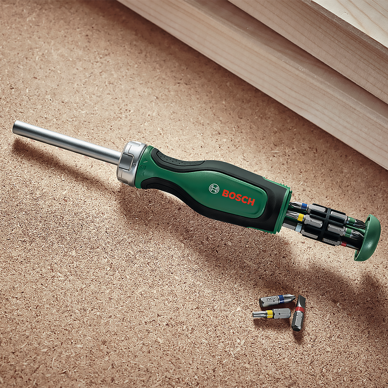 Bosch Ratchet skrúfujárn með 12 bitum